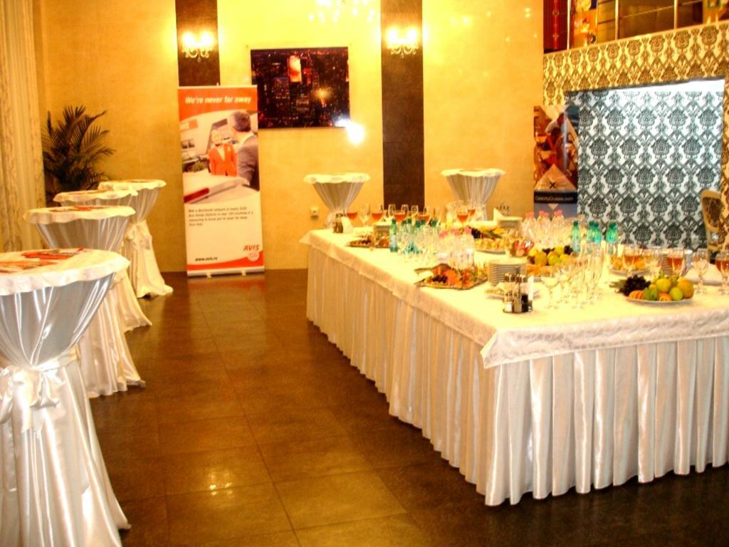Manhattan Hotel & Restaurant Chisinau Tiện nghi bức ảnh